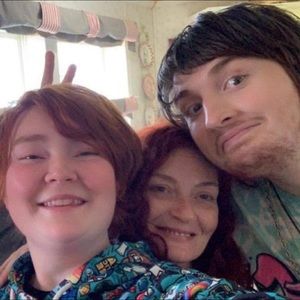 Meet your Posher, Kendra